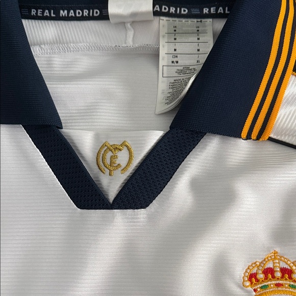 Adidas 99/00 Real Madrid White Jersey - Picture 6 of 10